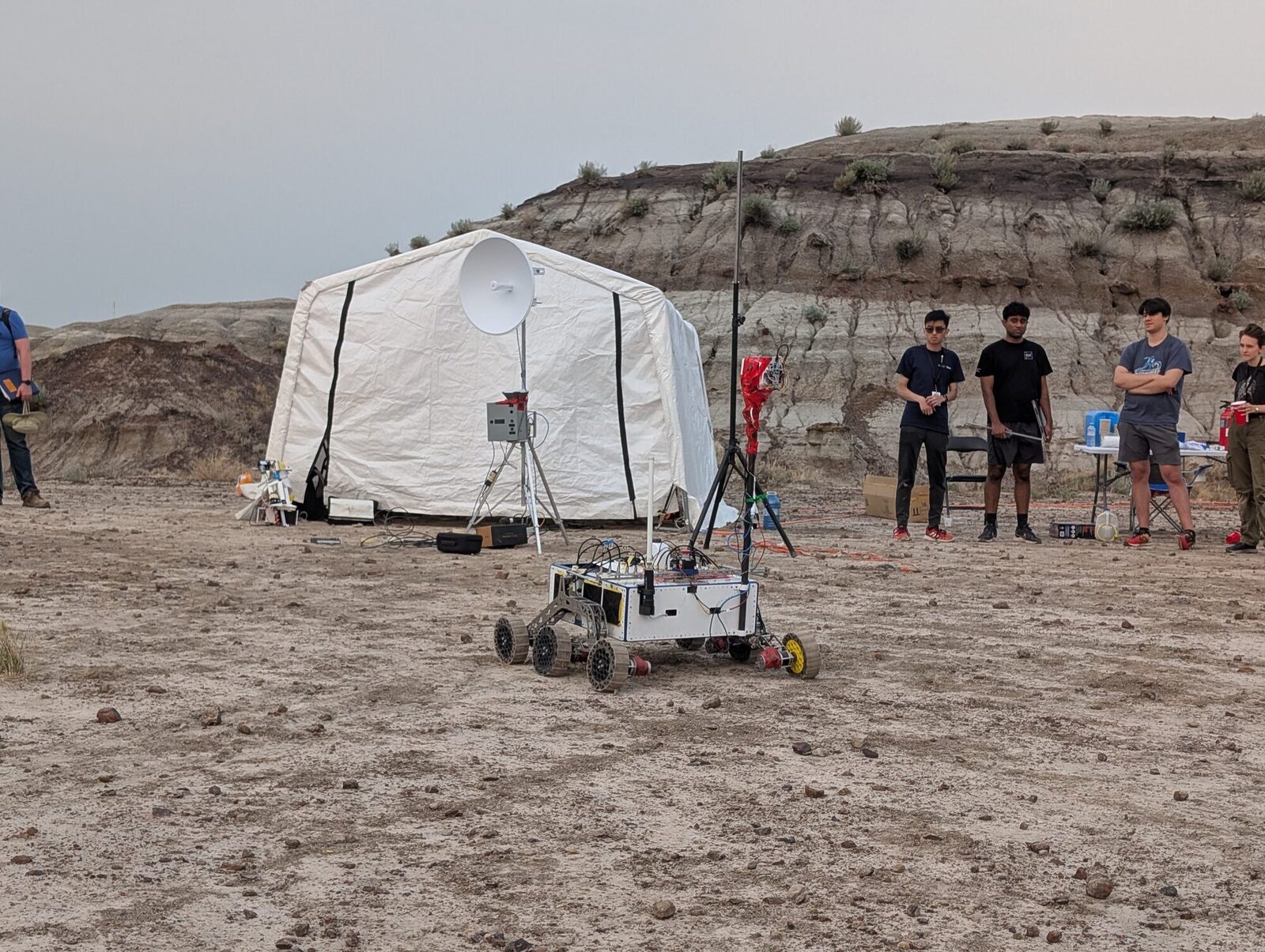 The dish at competition, tracking the rover downrange.
